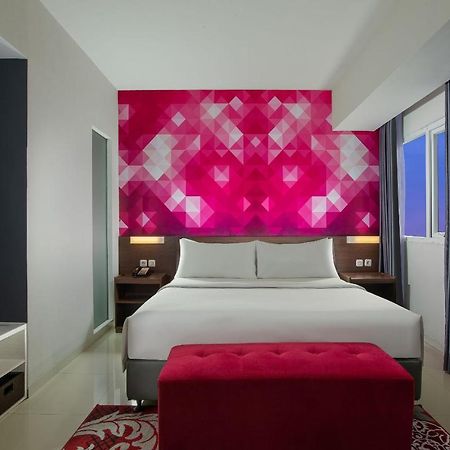 Favehotel Simpang Lima - Semarang Exteriör bild